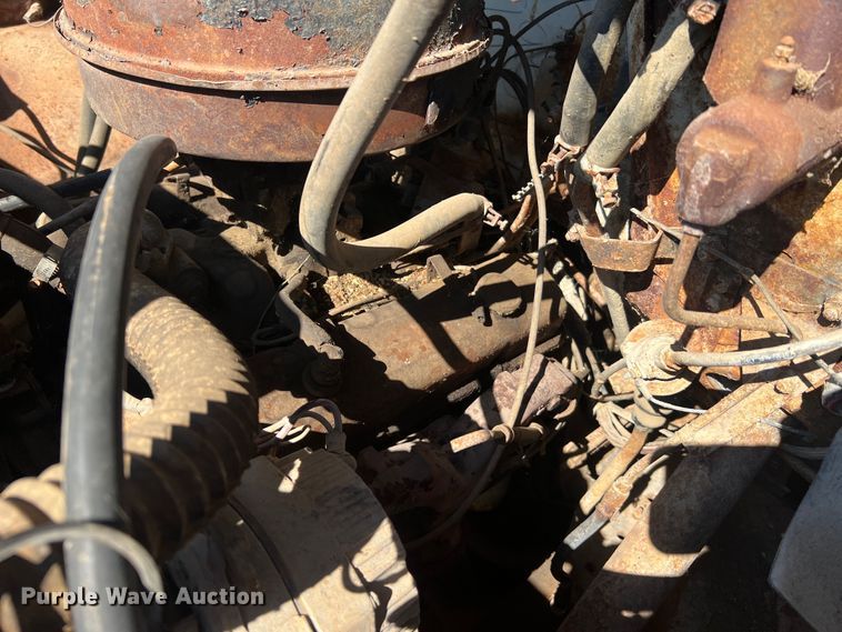 image for item MR9795 1975 Chevrolet C60  dump flatbed truck