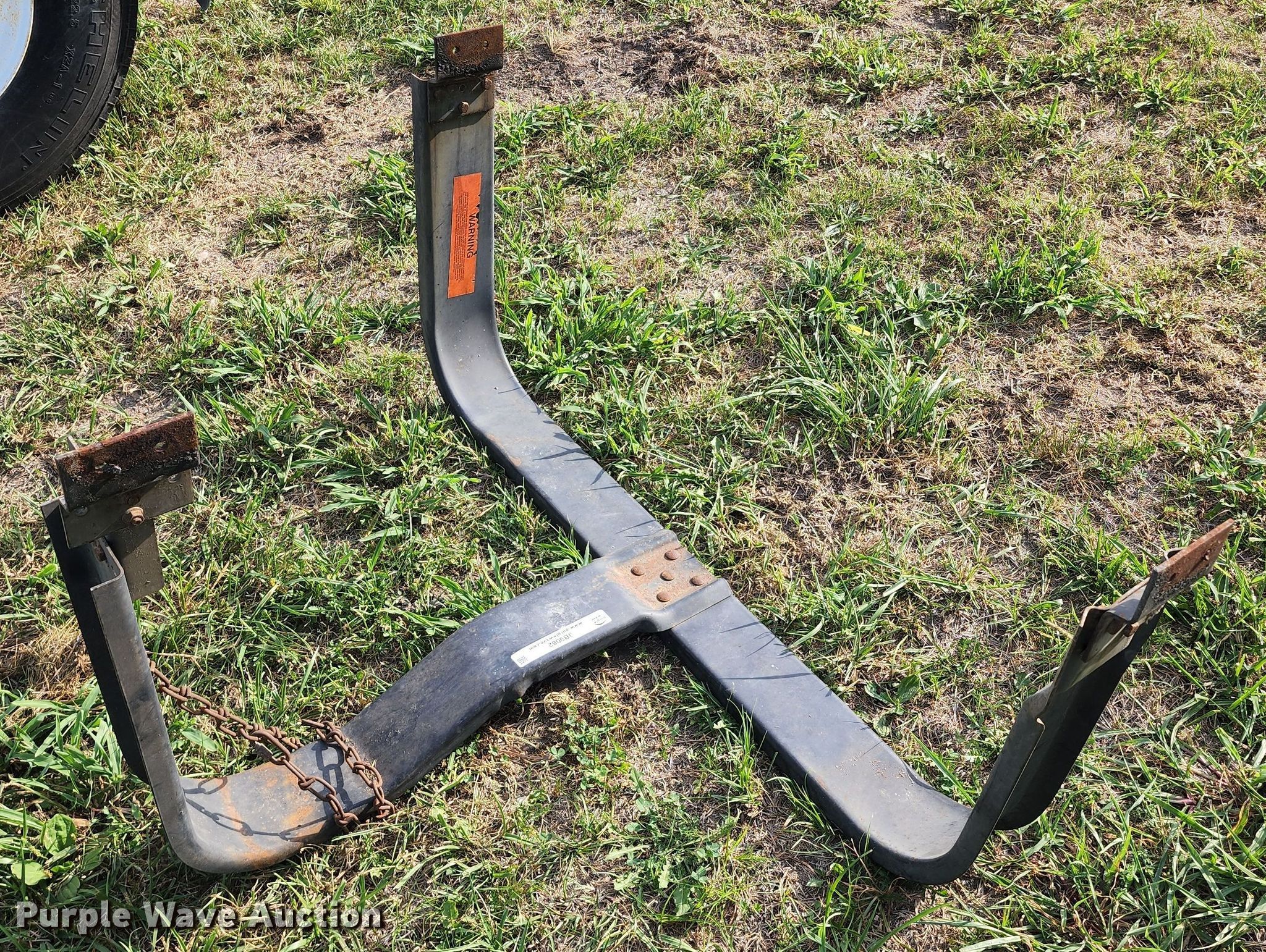 Trailer spare tire holder in Sedalia, MO Item JB9082 sold Purple Wave