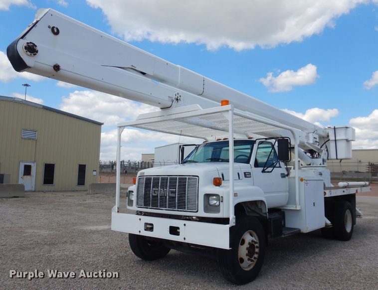 image for item DB7849 2000 GMC C7500  bucket truck