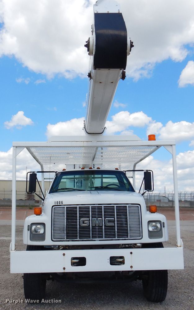 image for item DB7849 2000 GMC C7500  bucket truck