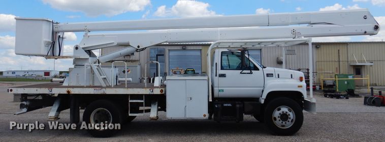 image for item DB7849 2000 GMC C7500  bucket truck