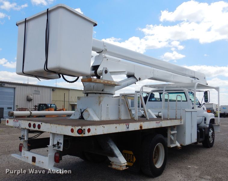 image for item DB7849 2000 GMC C7500  bucket truck