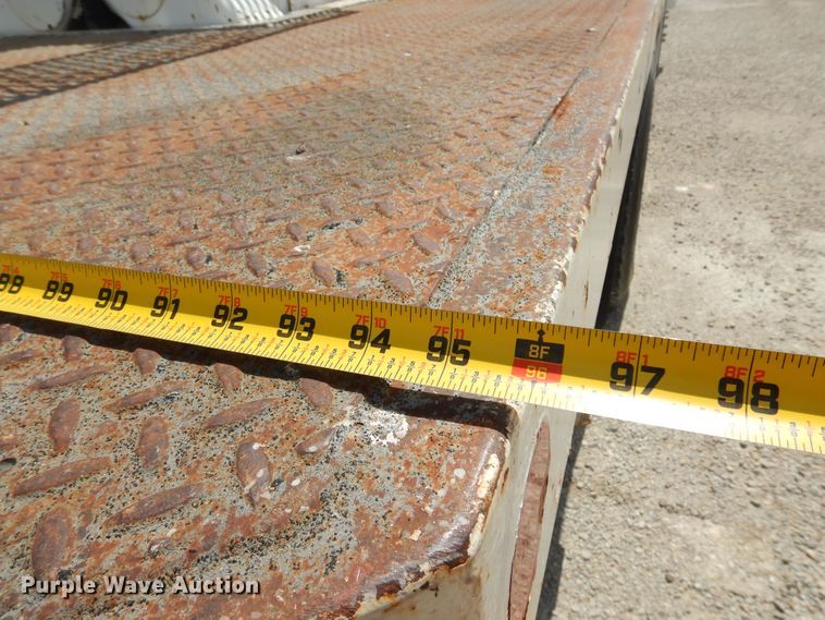 image for item DB7849 2000 GMC C7500  bucket truck