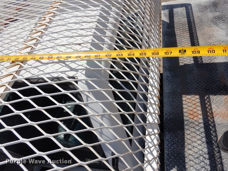 image for item DB7849 2000 GMC C7500  bucket truck