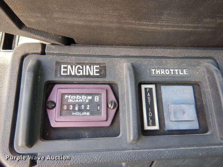 image for item DB7849 2000 GMC C7500  bucket truck