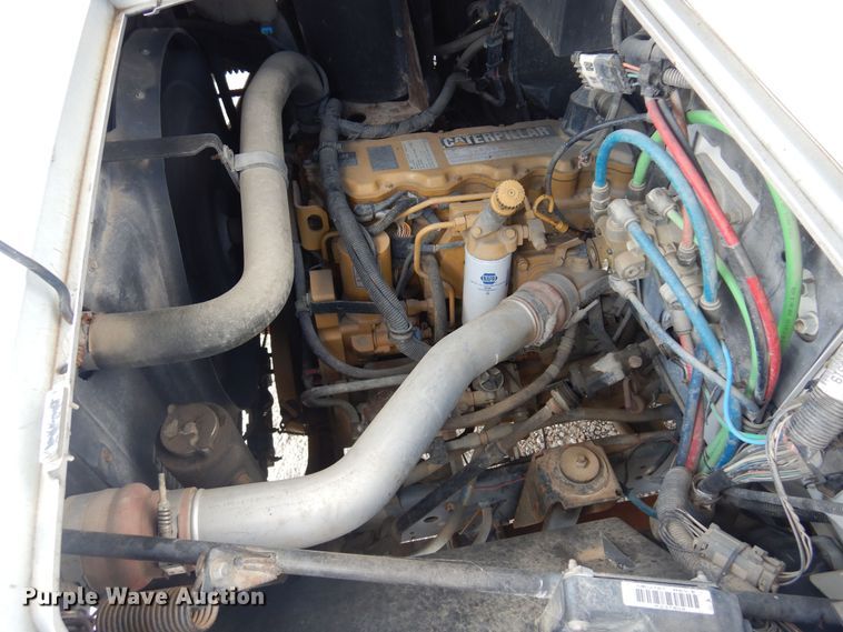 image for item DB7849 2000 GMC C7500  bucket truck