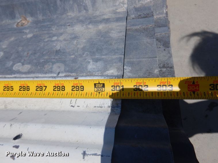 image for item DB7853 Metal building