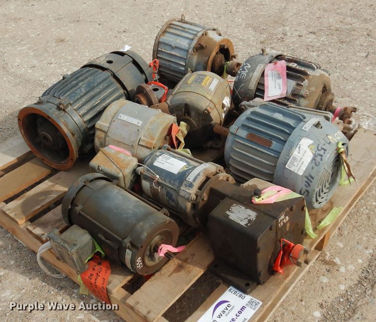 image for item DB7879 (8) electric motors