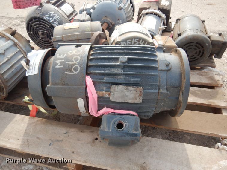 image for item DB7879 (8) electric motors