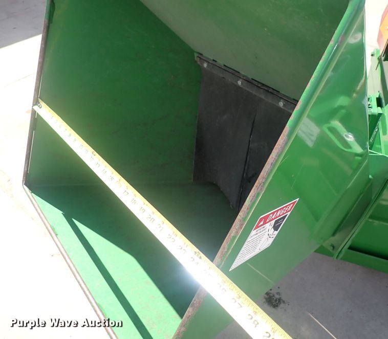 image for item DF8341 Wallenstein BX62  wood chipper