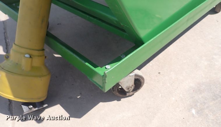 image for item DF8341 Wallenstein BX62  wood chipper