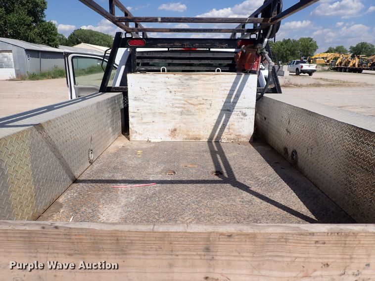 image for item DG2723 2017 Ford F150 XL  SuperCab flatbed pickup truck