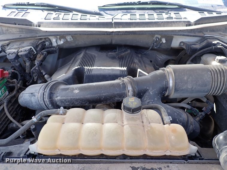 image for item DG2723 2017 Ford F150 XL  SuperCab flatbed pickup truck