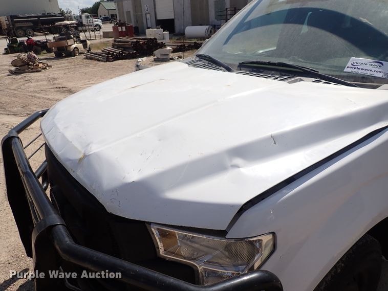 image for item DG2723 2017 Ford F150 XL  SuperCab flatbed pickup truck