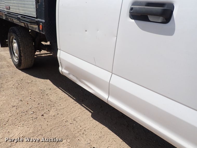 image for item DG2723 2017 Ford F150 XL  SuperCab flatbed pickup truck