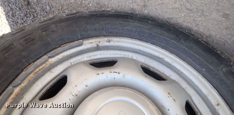 image for item DG2723 2017 Ford F150 XL  SuperCab flatbed pickup truck