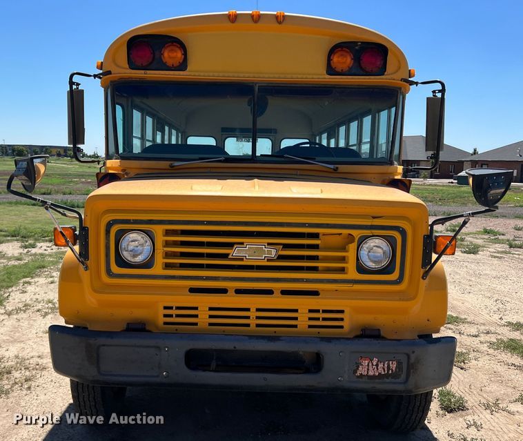 image for item DJ7712 1989 Chevrolet B60  school bus