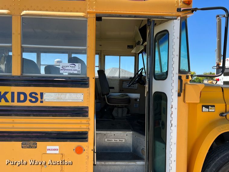 image for item DJ7712 1989 Chevrolet B60  school bus