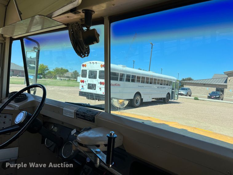 image for item DJ7712 1989 Chevrolet B60  school bus