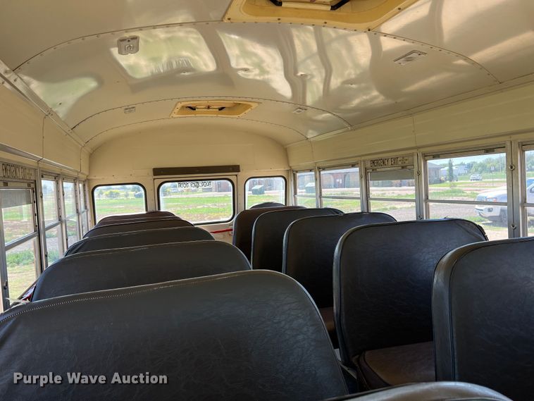 image for item DJ7712 1989 Chevrolet B60  school bus