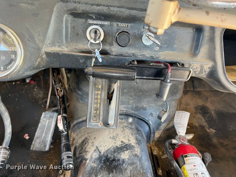 image for item DJ7712 1989 Chevrolet B60  school bus