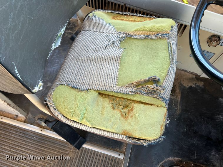 image for item DJ7712 1989 Chevrolet B60  school bus