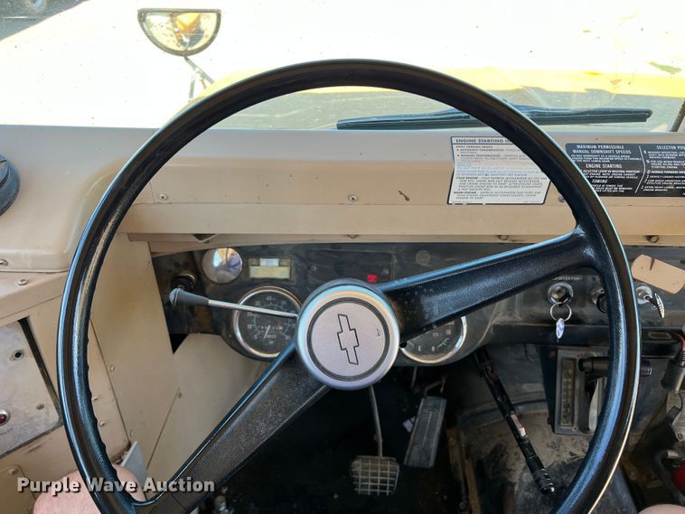 image for item DJ7712 1989 Chevrolet B60  school bus