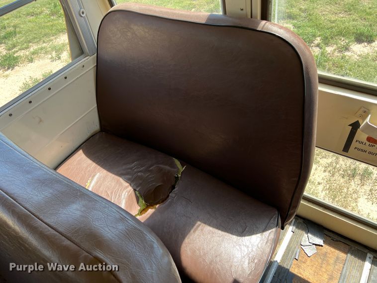 image for item DJ7712 1989 Chevrolet B60  school bus