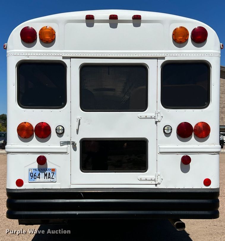 image for item DJ7713 1999 Amtran Genesis  school bus