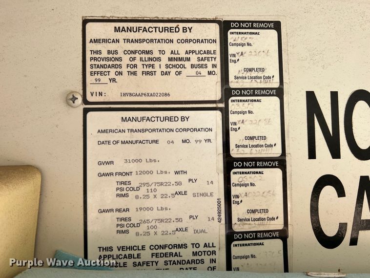 image for item DJ7713 1999 Amtran Genesis  school bus