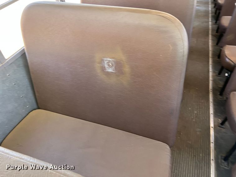 image for item DJ7713 1999 Amtran Genesis  school bus