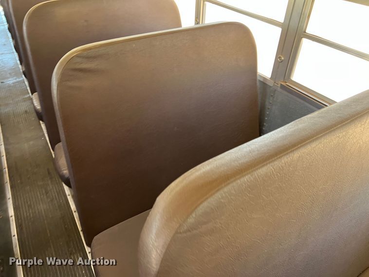 image for item DJ7713 1999 Amtran Genesis  school bus