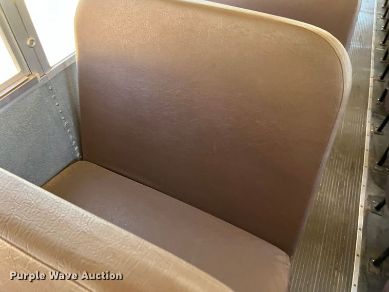 image for item DJ7713 1999 Amtran Genesis  school bus