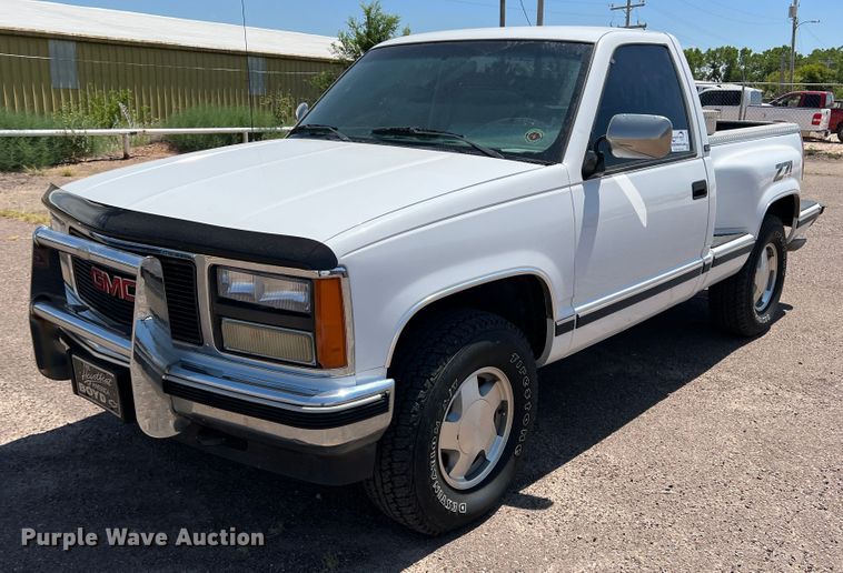 image for item DJ7744 1992 GMC Sierra 1500  pickup truck