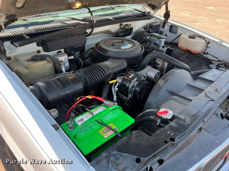 image for item DJ7744 1992 GMC Sierra 1500  pickup truck
