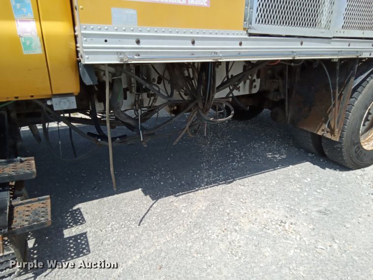 image for item DK0979 2005 Ford F750 Super Duty XLT  inspection truck