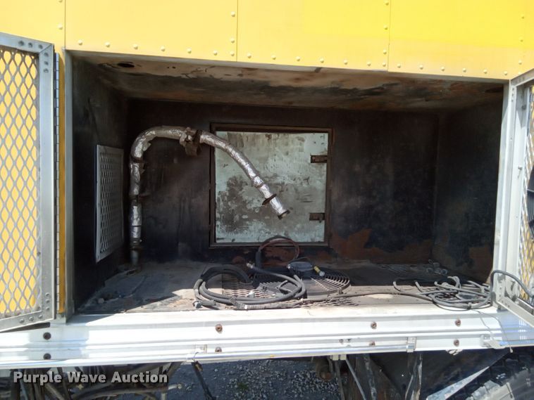 image for item DK0979 2005 Ford F750 Super Duty XLT  inspection truck