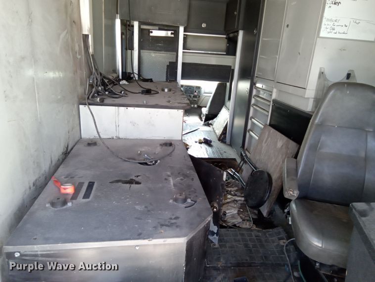 image for item DK0979 2005 Ford F750 Super Duty XLT  inspection truck