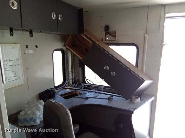 image for item DK0979 2005 Ford F750 Super Duty XLT  inspection truck