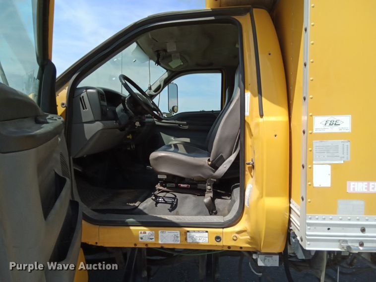 image for item DK0979 2005 Ford F750 Super Duty XLT  inspection truck