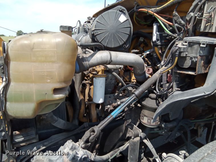 image for item DK0979 2005 Ford F750 Super Duty XLT  inspection truck