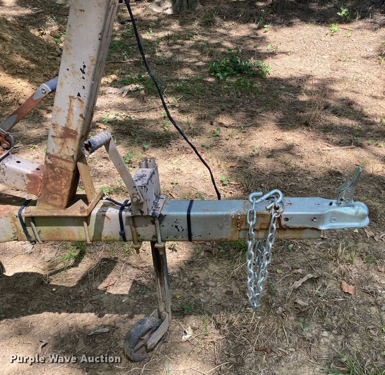 image for item DK6430 2008 Alweld  boat