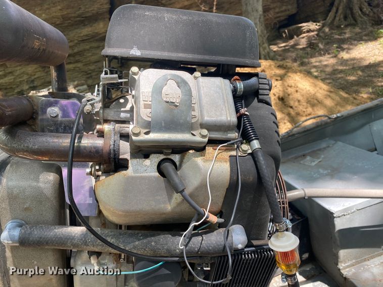 image for item DK6430 2008 Alweld  boat