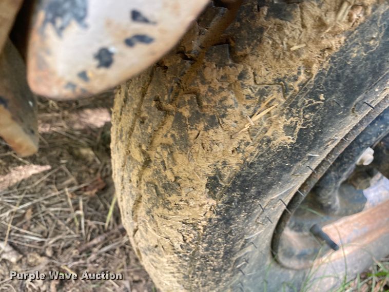 image for item DK6430 2008 Alweld  boat