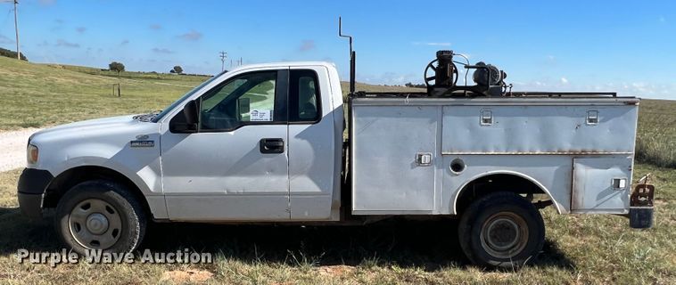 image for item DK7079 2008 Ford F150  utility bed pickup truck