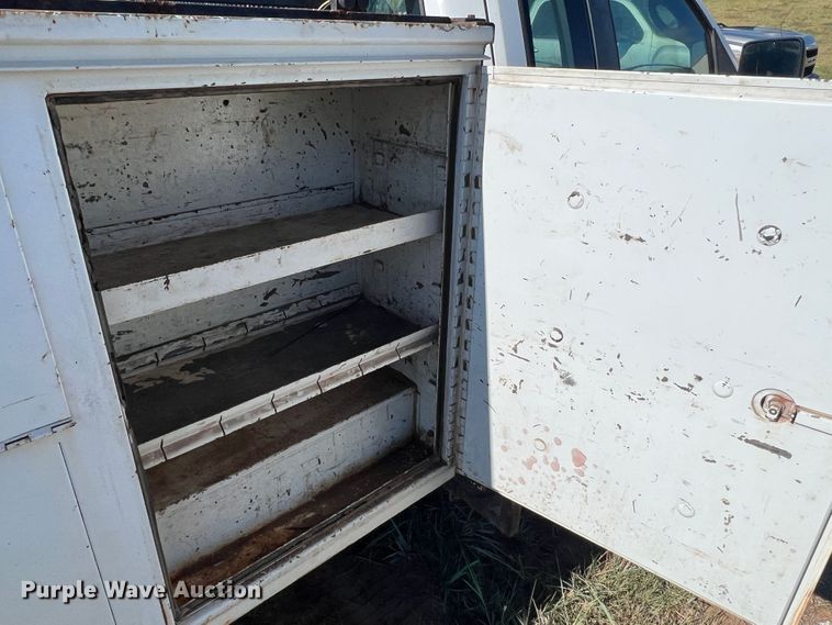 image for item DK7079 2008 Ford F150  utility bed pickup truck