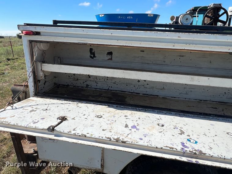 image for item DK7079 2008 Ford F150  utility bed pickup truck