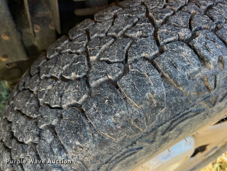 image for item DK7079 2008 Ford F150  utility bed pickup truck