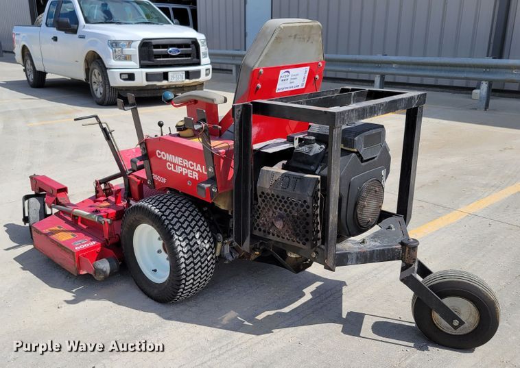 image for item DM7987 Clipper 2503F  ZTR lawn mower