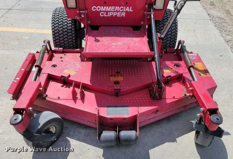 image for item DM7987 Clipper 2503F  ZTR lawn mower